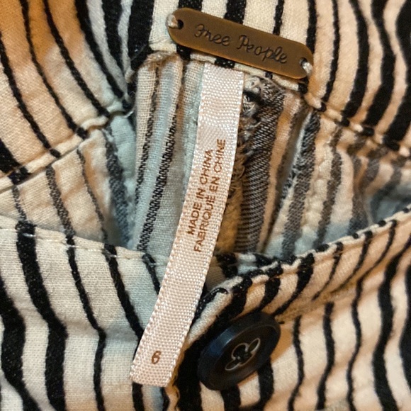 FREE PEOPLE size 6 pants NWOTS (well, plastic tags remain but no paper tag). - Picture 5 of 7